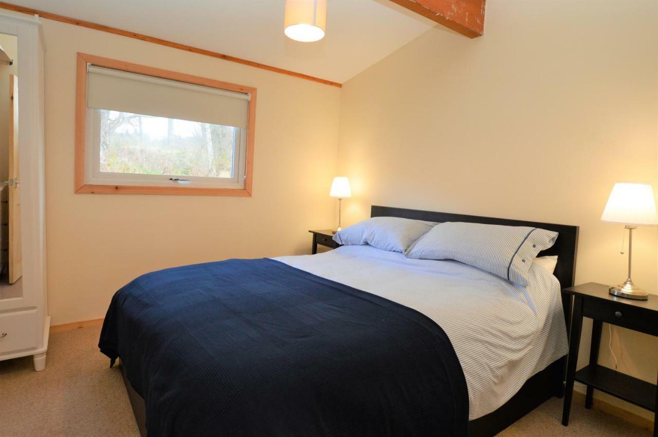 Clamshell Lodge Otter Ferry Екстериор снимка